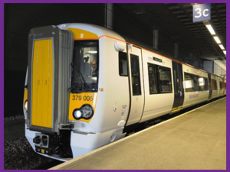 Stansted Express introduces mobile ticketing service