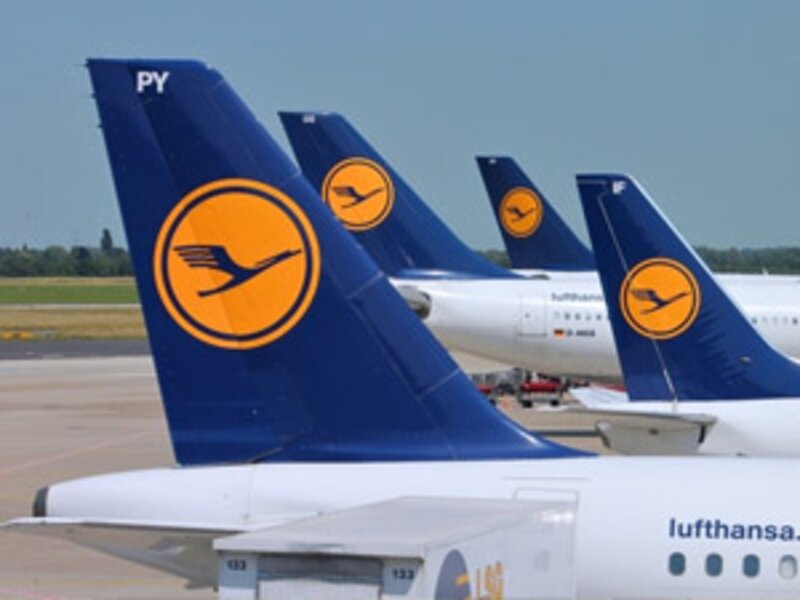 Lufthansa first airline using real-time flight cost data on digital ads