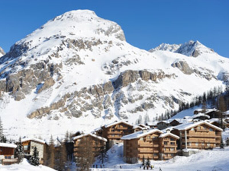 Enhanced Momondo Trip Finder tool adds ski resorts