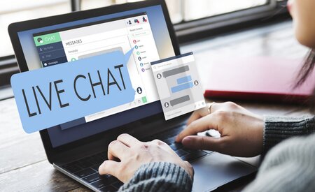 Major Travel reports live chat and messaging has overtaken calls from agent partners
