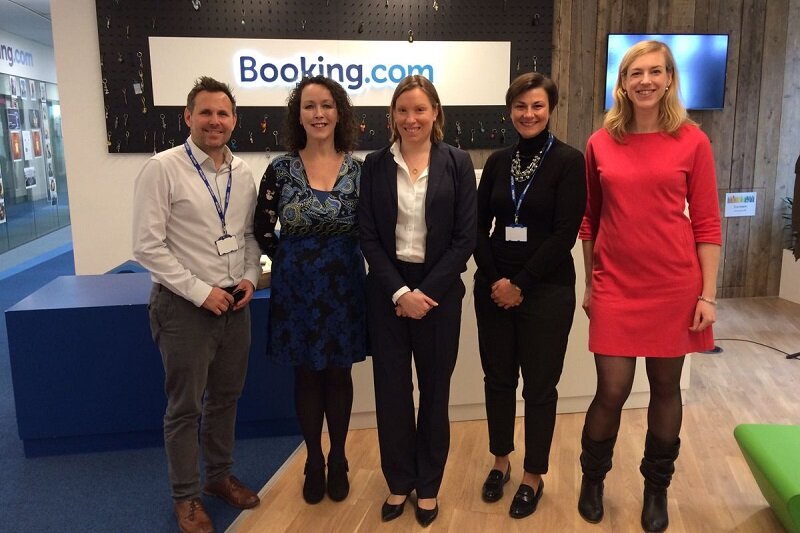 Tourism minister visits Booking.com’s London contact centre