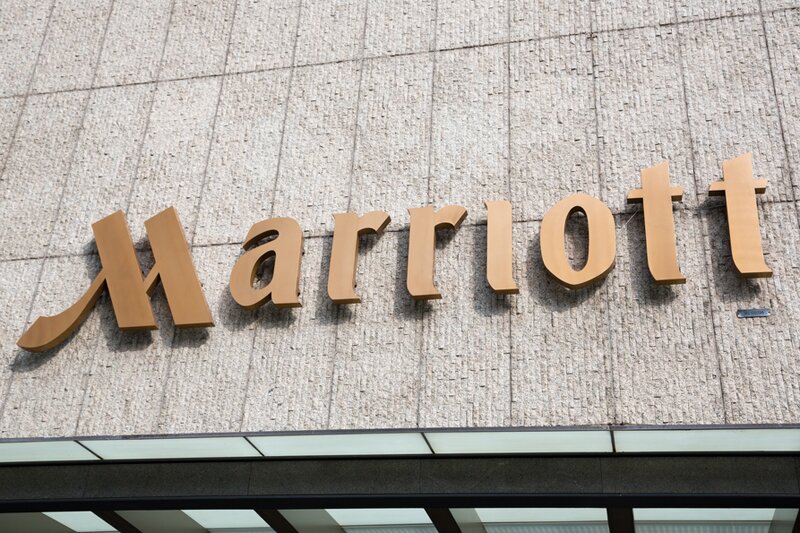 Marriott boss apologies after Chinese shut down