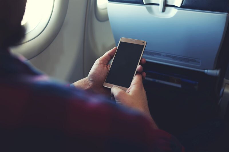 IPass users gain Wi-Fi access on United Airlines flights