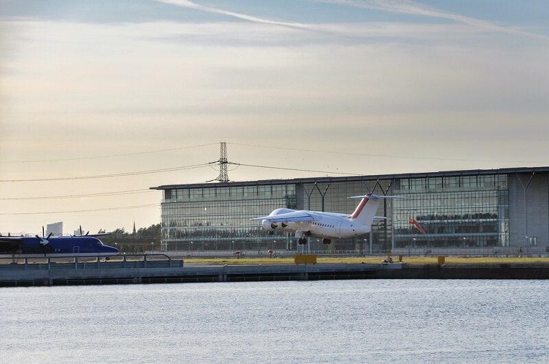 London City airport to introduce ‘remote digital air traffic control’