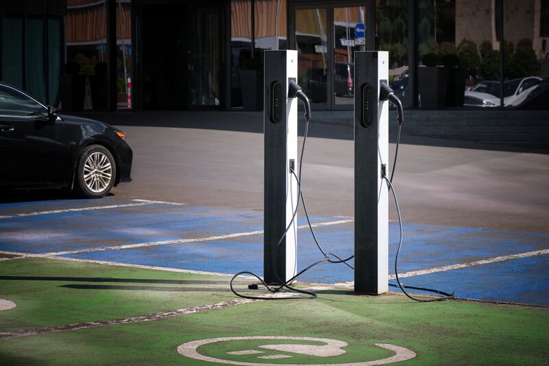 SMS plc research reveals 48% of travellers with an EV would not stay at a hotel without onsite charging