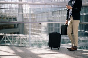 UK business travellers expect seamless data, but corporate support lags
